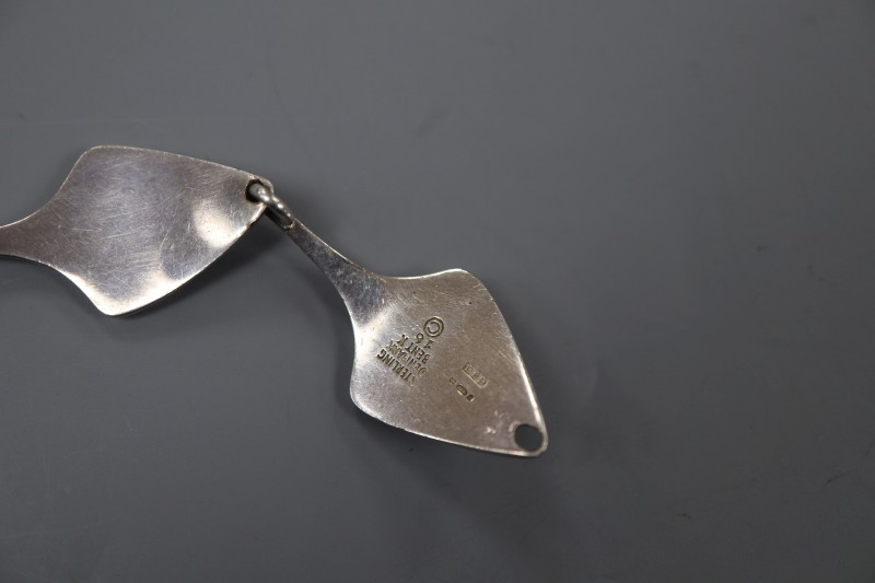 A stylish late 1960s Bent Knudson for Georg Jensen 925 bracelet, design no. 16, 17.8cm, 35 grams.